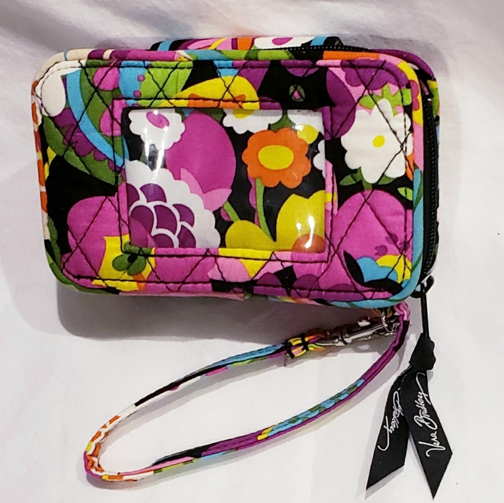 Vera Bradley Va Va Bloom Small Wristlet.  EXCELLENT  PRE-OWNED CONDITION